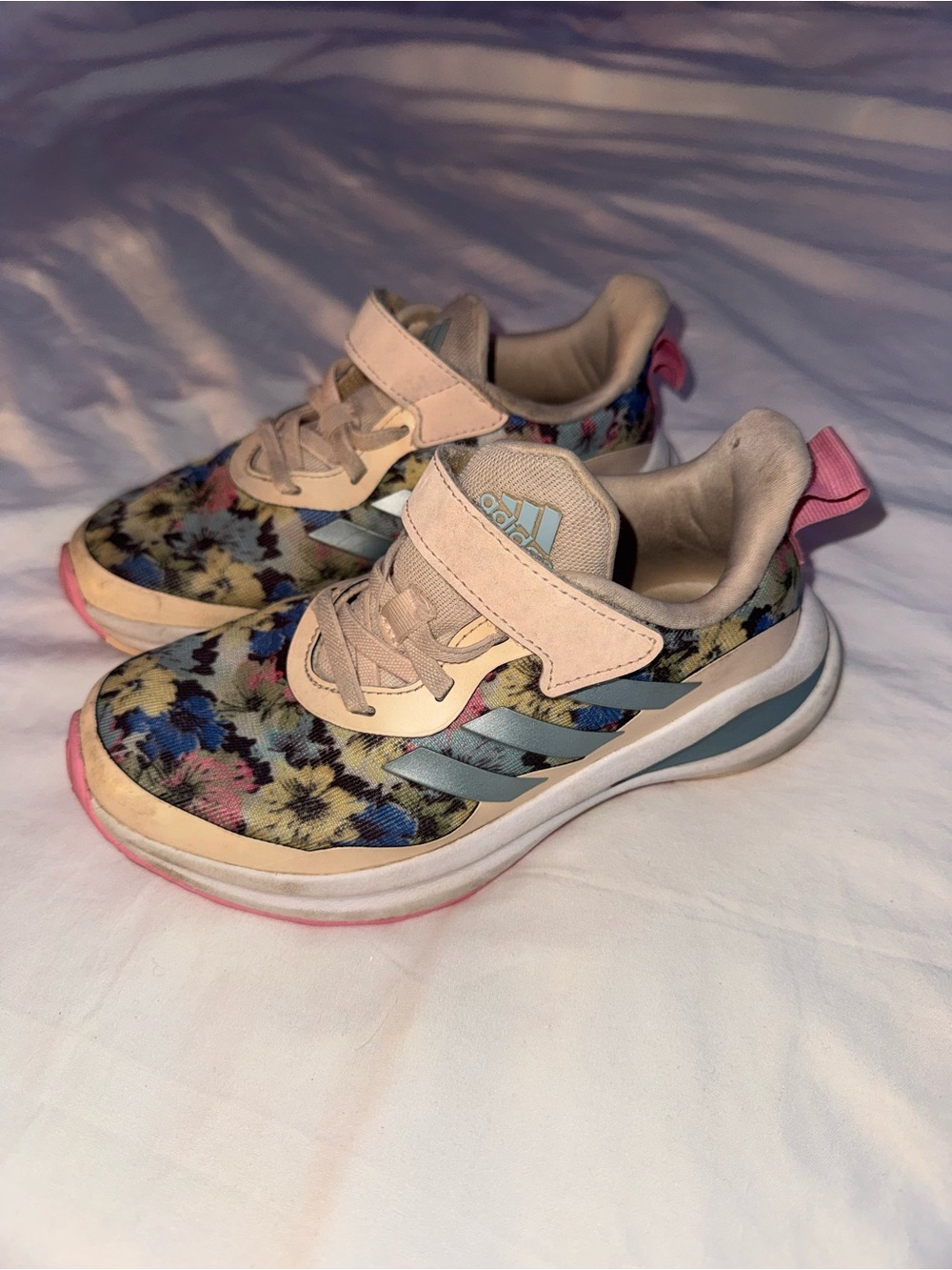 Adidas, little girls Velcro /bungee sneakers, size 13